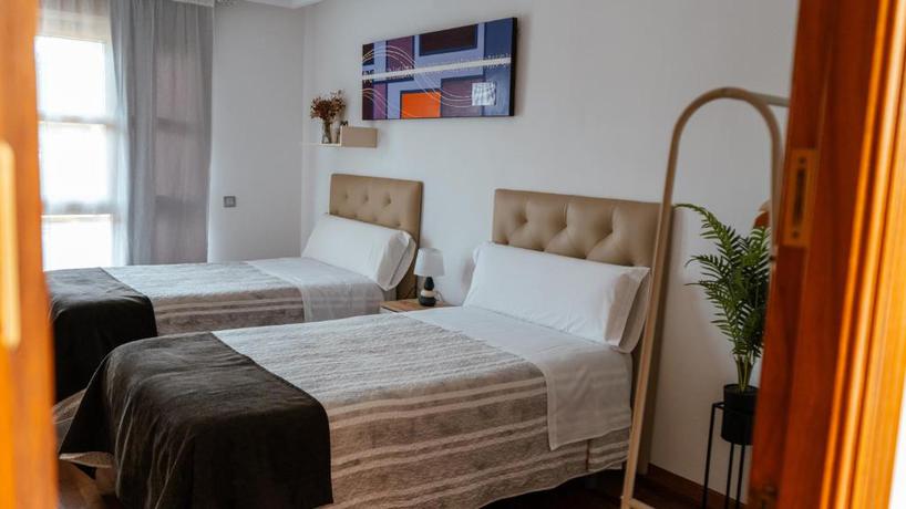 Imagen de la habitación del Hotel Holidays Mirana. Foto 9