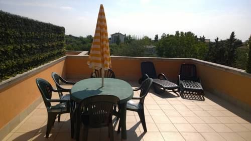 Imagen de la habitación del Hotel Holidays Residence. Foto 3
