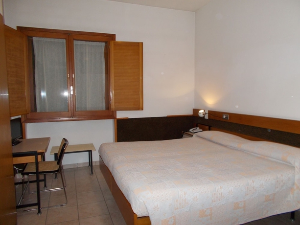 Imagen de la habitación del Hotel Holidays, Roccaraso. Foto 9