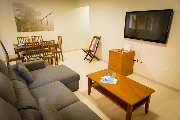 Imagen de la habitación del Hotel Holidays2Malaga City Center Apartments. Foto 11