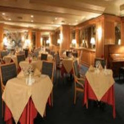 Imagen general del Hotel Hol.inn Crown Plaza. Foto 4