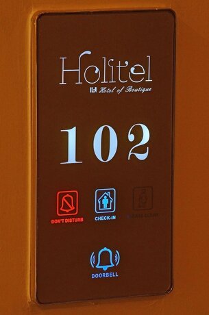 Imagen de la habitación del Hotel Holitel. Foto 20