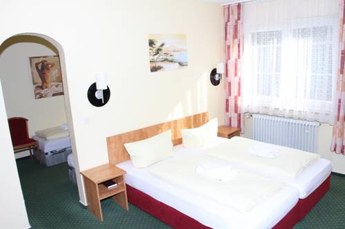 Imagen de la habitación del Hotel Holl. Foto 10