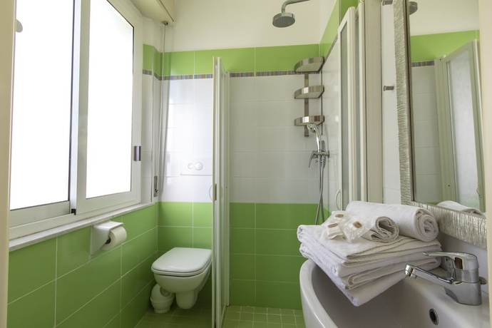 Imagen de la habitación del Hotel Holland. Foto 4