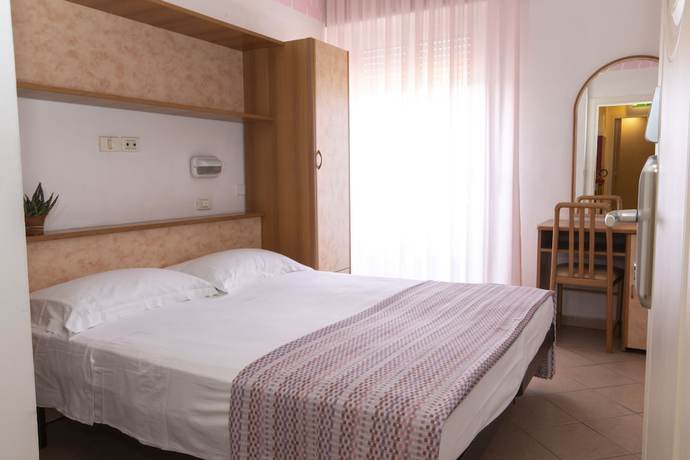 Imagen de la habitación del Hotel Holland. Foto 11
