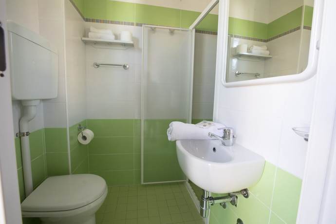 Imagen de la habitación del Hotel Holland. Foto 16