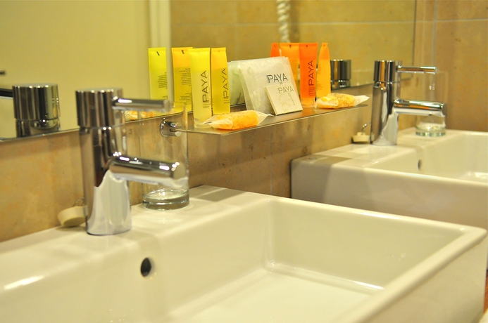 Imagen de la habitación del Hotel Holland House Beach. Foto 8