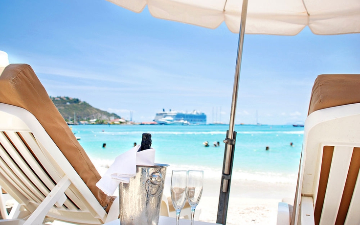 Imagen de los exteriores del Hotel Holland House Beach. Foto 13