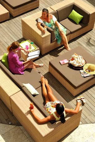 Imagen de los exteriores del Hotel Holland House Beach. Foto 15