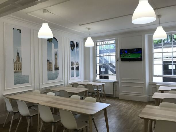 Imagen general del Hotel Holland House - Hostel. Foto 7