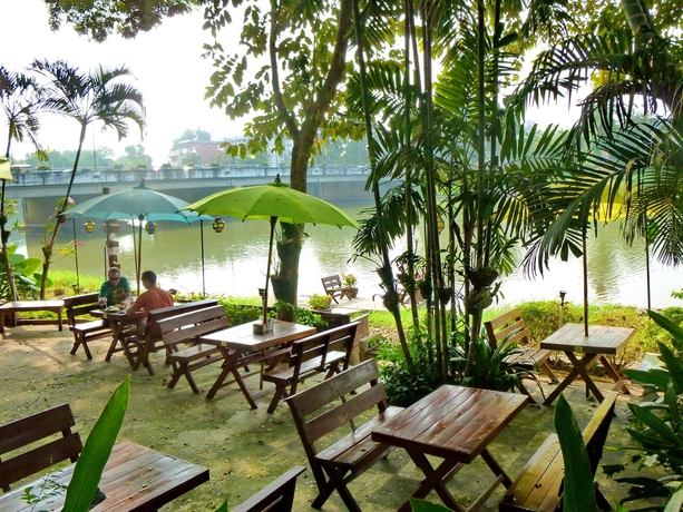 Imagen de los exteriores del Hotel Hollanda Montri Guesthouse. Foto 13