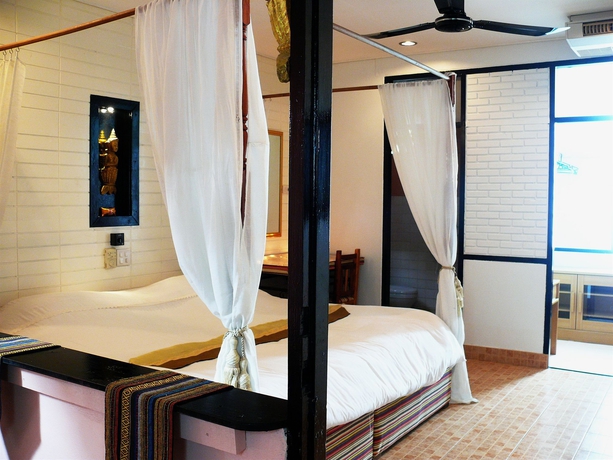 Imagen de la habitación del Hotel Hollanda Montri Guesthouse. Foto 7