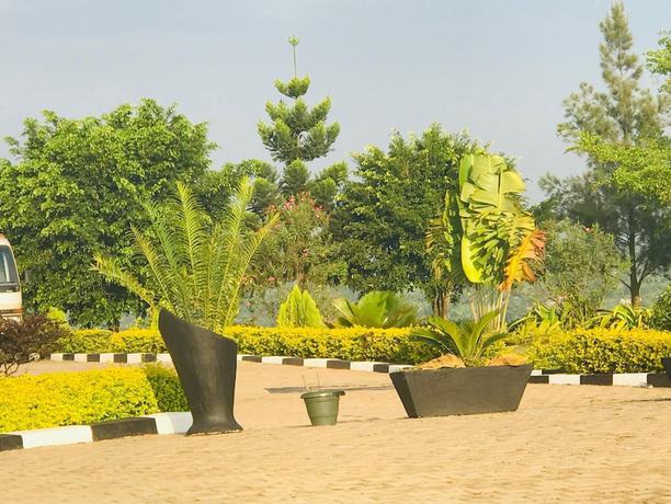 Imagen de los exteriores del Hotel Hollandia. Foto 13