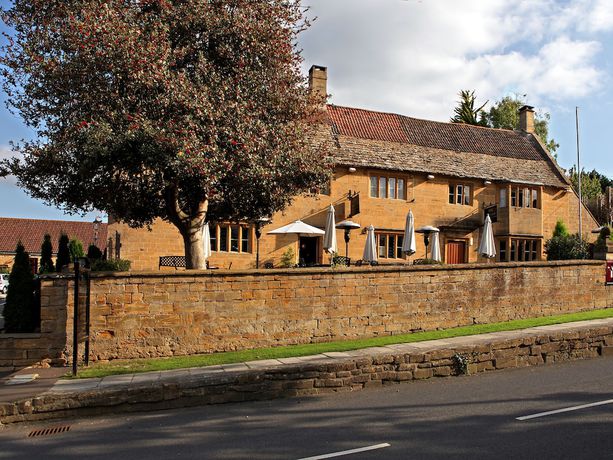 Imagen de los interiores del Hotel Hollies. Foto 20