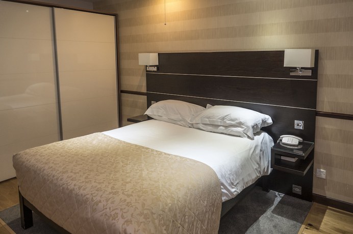 Imagen de la habitación del Hotel Hollies. Foto 16