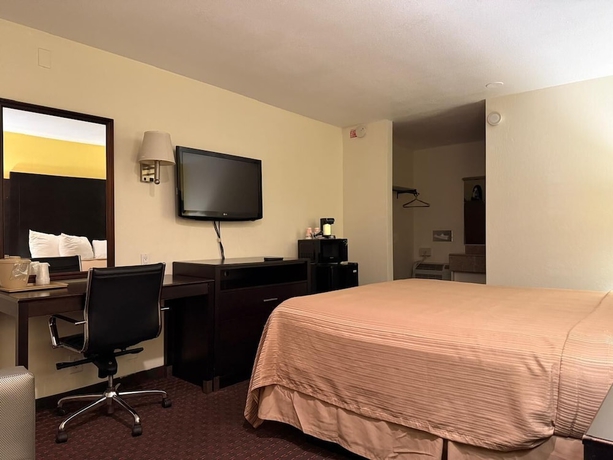 Imagen de la habitación del Hotel Hollister Inn. Foto 10