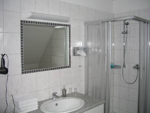 Imagen de la habitación del Hotel Hollmann. Foto 3