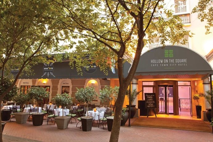 Imagen de los exteriores del Hotel Hollow On The Square City. Foto 16