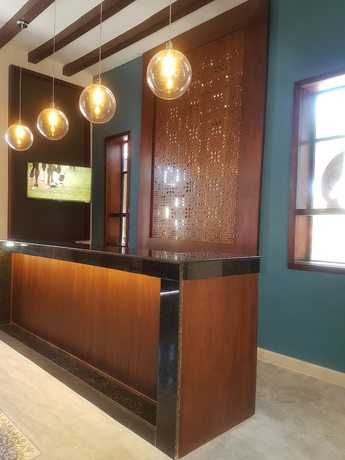 Imagen de los interiores del Hotel Holly. Foto 20