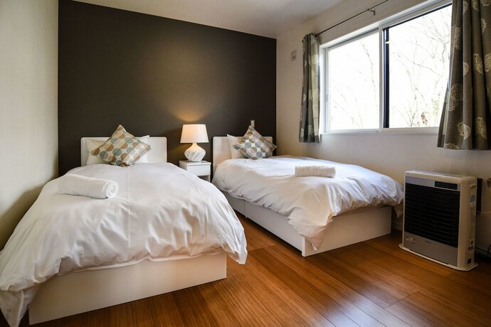 Imagen general del Hotel Holly House. Foto 13