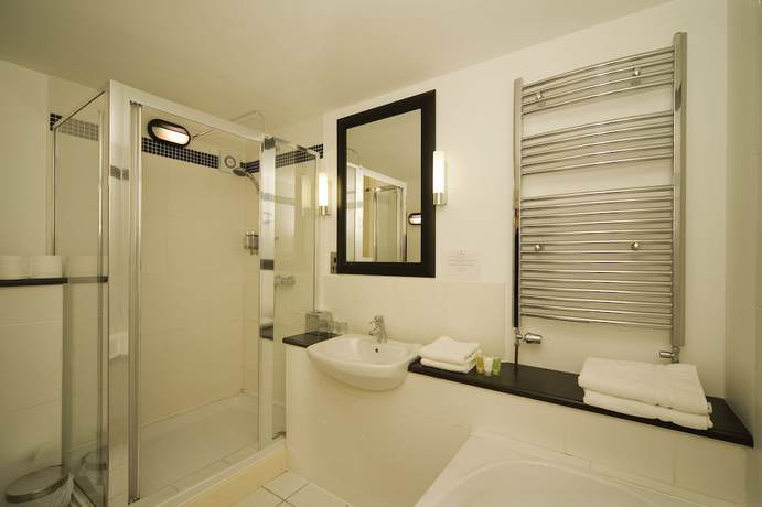 Imagen de la habitación del Hotel Holly Tree, Swimming Pool and Hot Tub. Foto 4