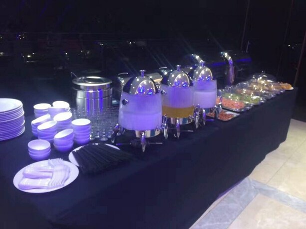 Imagen del bar/restaurante del Hotel Hollyston Of Chengdu. Foto 13