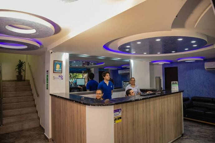 Imagen general del Hotel Hollywood Beach Suite. Foto 6