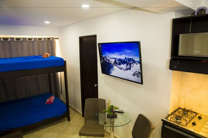 Imagen de la habitación del Hotel Hollywood Beach Suite. Foto 23