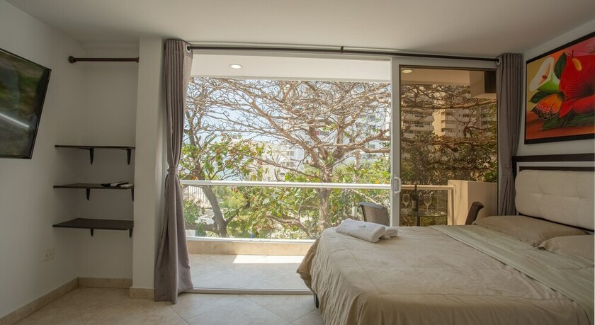 Imagen de la habitación del Hotel Hollywood Beach Suite. Foto 29