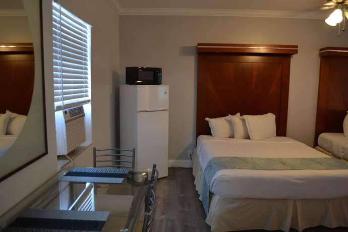 Imagen de la habitación del Hotel Hollywood Beachs. Foto 5