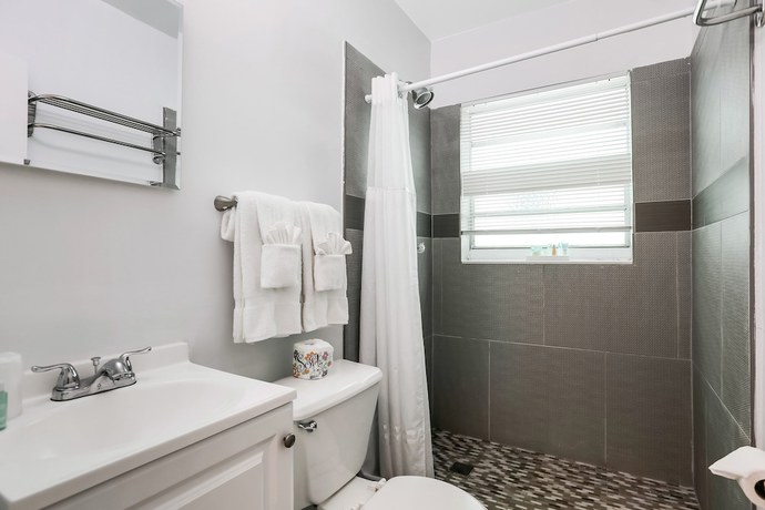Imagen de la habitación del Hotel Hollywood Beachs. Foto 6