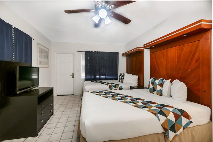 Imagen de la habitación del Hotel Hollywood Beachs. Foto 8