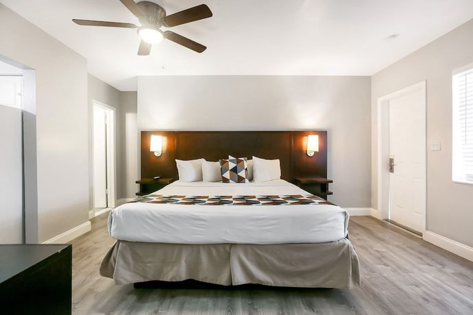 Imagen de la habitación del Hotel Hollywood Beachs. Foto 14