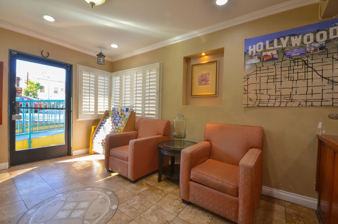 Imagen de los interiores del Hotel Hollywood City Inn. Foto 5