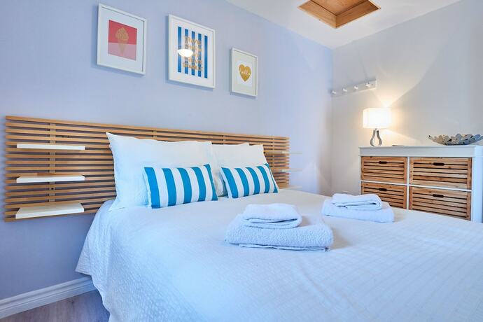Imagen de la habitación del Hotel Hollywood Cottages. Foto 18