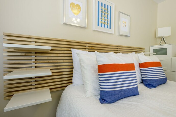 Imagen de la habitación del Hotel Hollywood Cottages. Foto 23