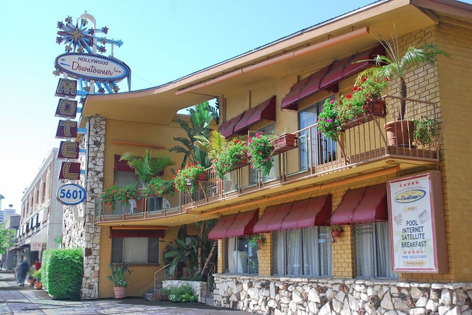 Imagen de los exteriores del Hotel Hollywood Downtowner. Foto 8