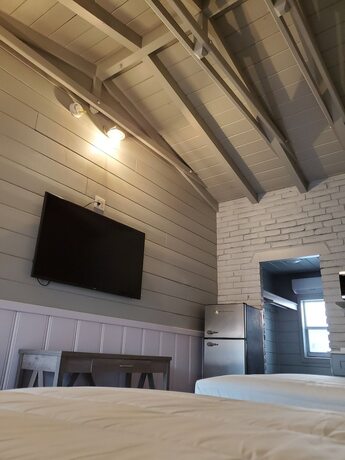 Imagen general del Hotel Hollywood Gardens Inn and Suites. Foto 3