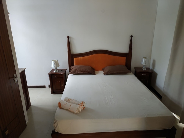 Imagen de la habitación del Hotel Hollywood Holidays. Foto 2