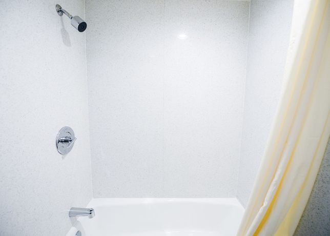 Imagen de la habitación del Hotel Hollywood Inn Express Lax. Foto 9