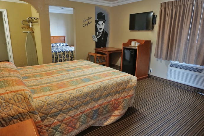 Imagen de la habitación del Hotel Hollywood Inn Express North. Foto 6