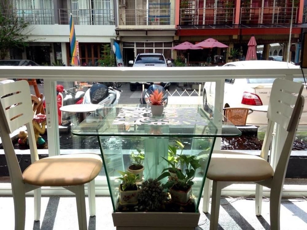 Imagen de los interiores del Hotel Hollywood Inn Love. Foto 15