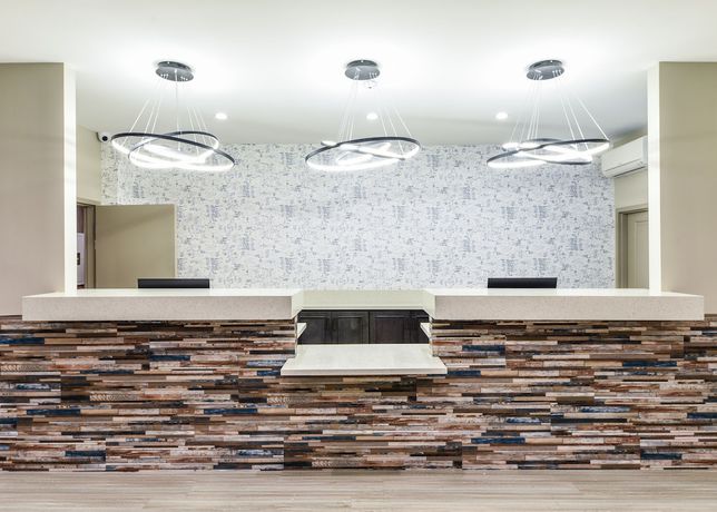 Imagen general del Hotel Hollywood Inn Suites Hotel. Foto 2