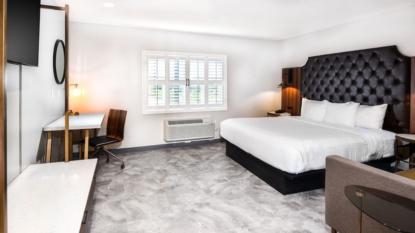 Imagen de la habitación del Hotel Hollywood Inn Suites Hotel. Foto 14