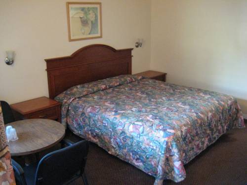 Imagen de la habitación del Hotel Hollywood La Brea Inn. Foto 12