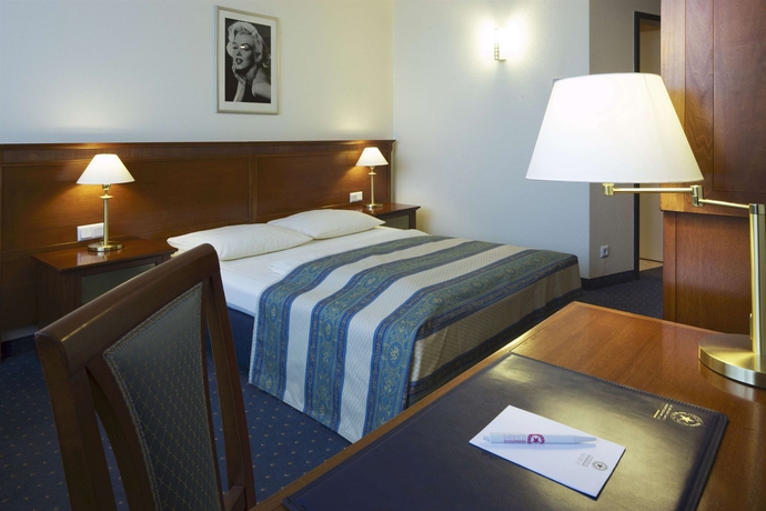 Imagen de la habitación del Hotel Hollywood Media. Foto 5