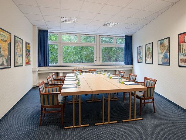 Imagen de los interiores del Hotel Hollywood Media. Foto 9