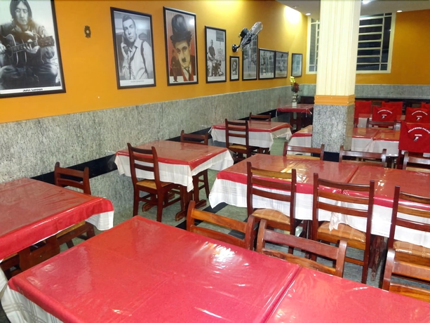 Imagen del bar/restaurante del Hotel Hollywood Palace. Foto 3