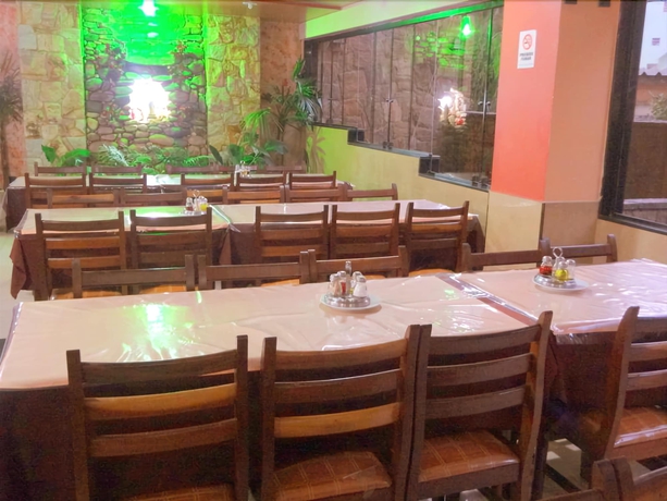 Imagen del bar/restaurante del Hotel Hollywood Palace. Foto 4