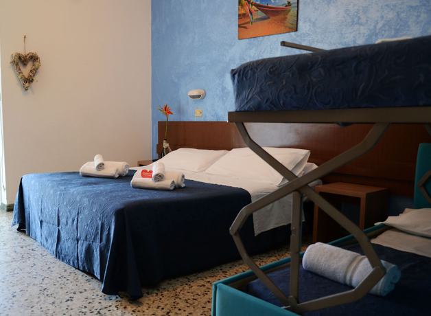 Imagen de la habitación del Hotel Hollywood, Rimini. Foto 3